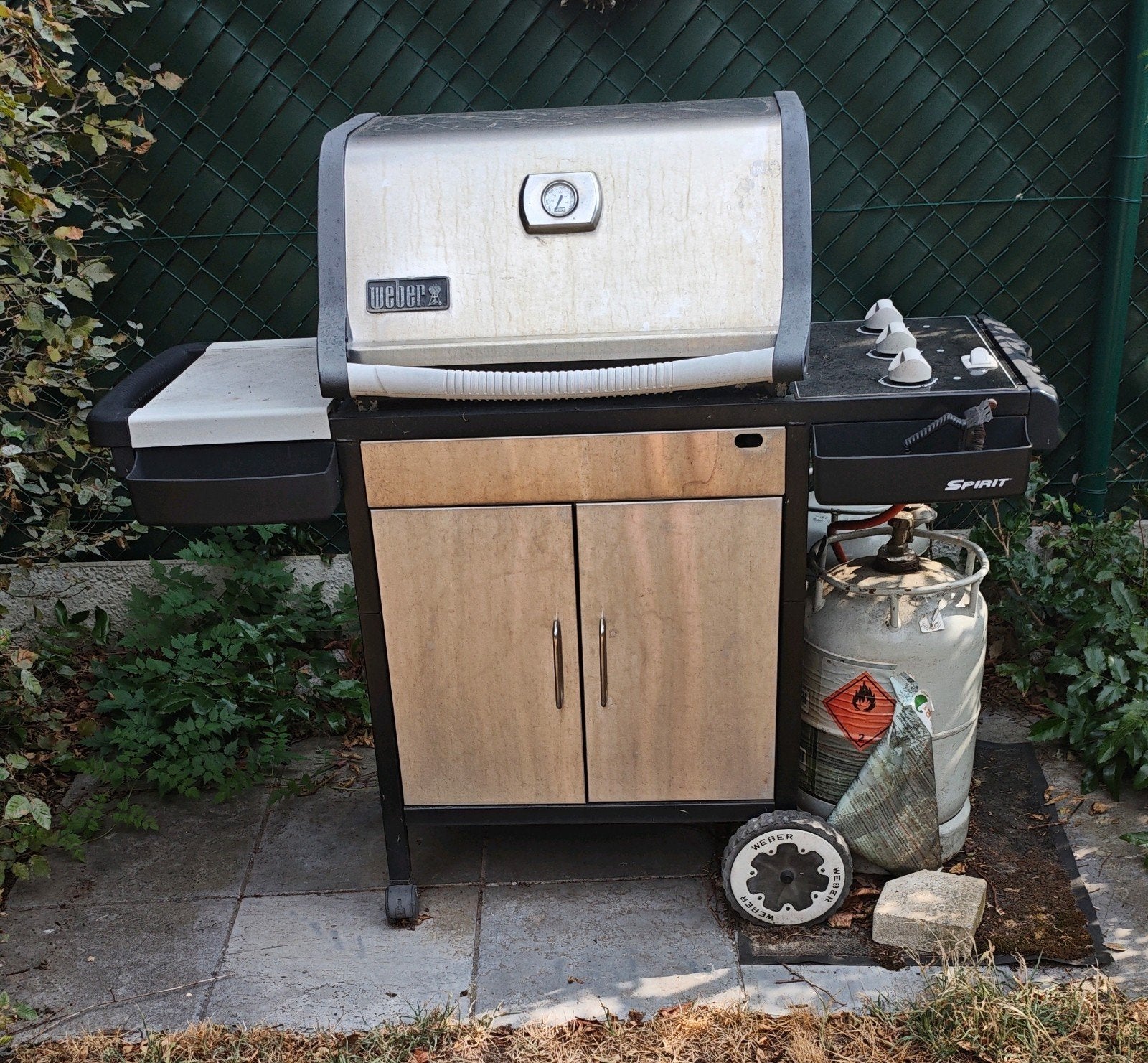 Weber Spirit barbecue, Enlèvement, Utilisé, Weber spirit
