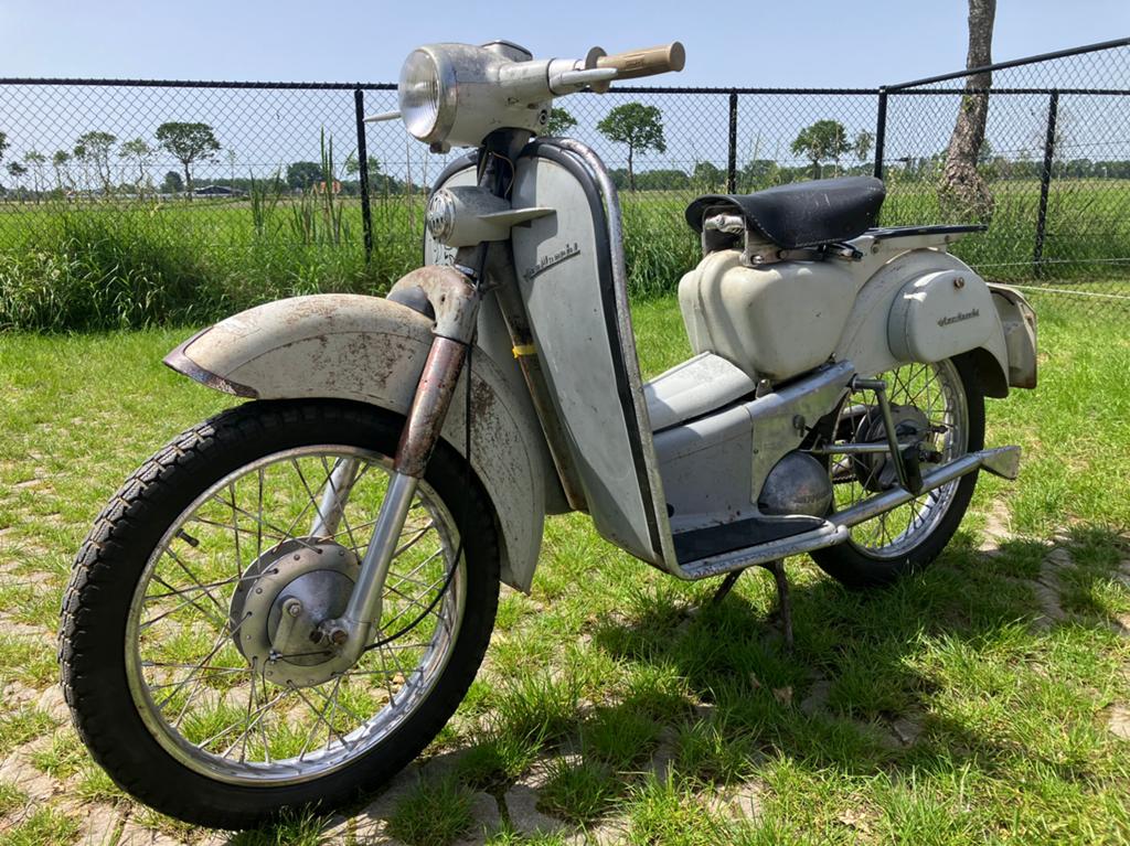 Aermacchi 125   ( opknapper)