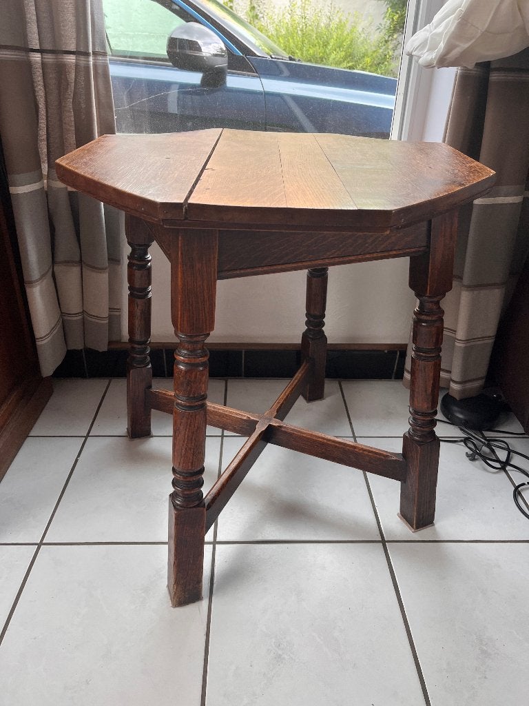 Tafeltje antiek, Ophalen