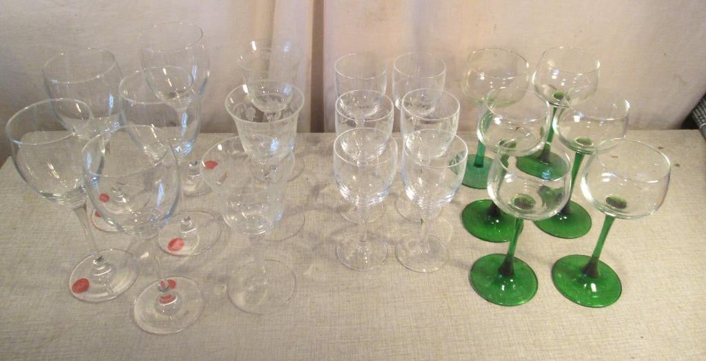 Mooi Partij van allerlei Wijnglazen, Ophalen of Verzenden, Zo goed als nieuw, Glas, Glas of Glazen