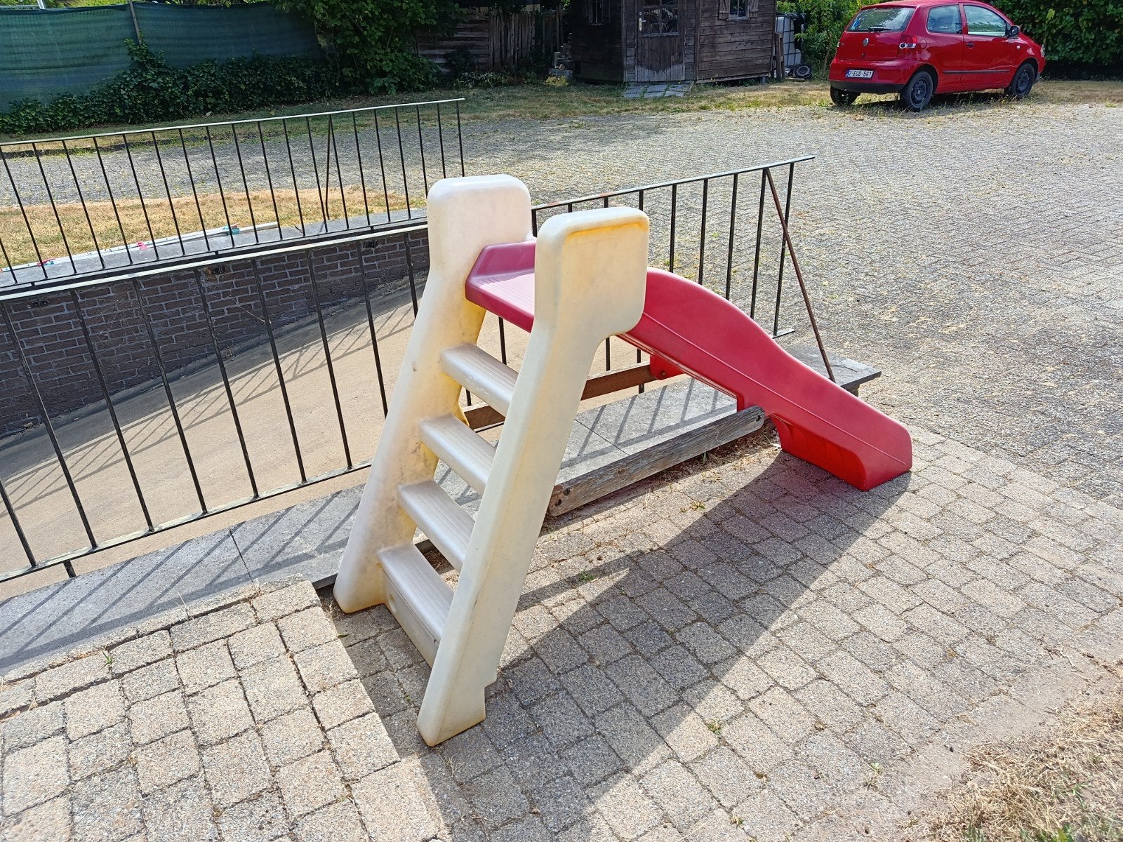 Glijbaan gratis afhalen 3945 tessenderlo-ham, Enfants & Bébés, Jouets | Extérieur | Aires de jeux, Enlèvement, Toboggan