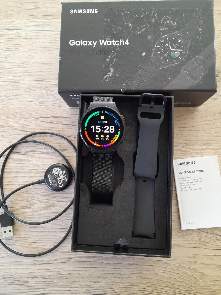 Samsung smartwatch Galaxy 4, Ophalen of Verzenden, Zo goed als nieuw, Zwart, Samsung