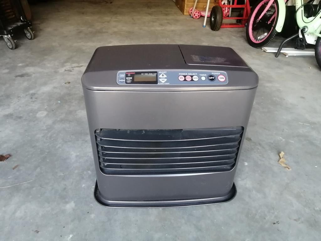 Poêle à pétrole Tosai 4600SRE, Maison & Meubles, Poêles, Autres carburants, Enlèvement, Utilisé, Chauffage au kérosène