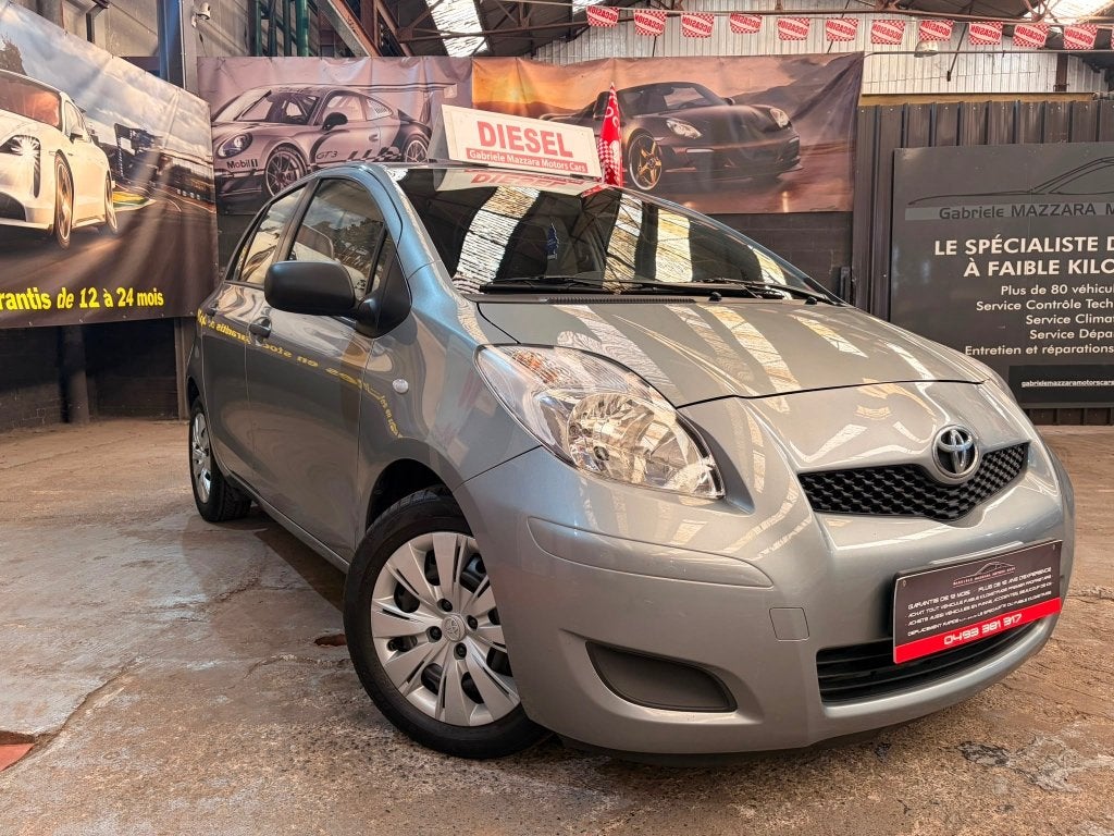 TOYOTA YAris 1.4 D4D, Argent ou Gris, Achat, Entreprise, Garantie prolongée