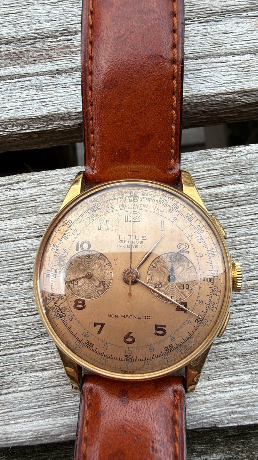 Montre en or, Enlèvement