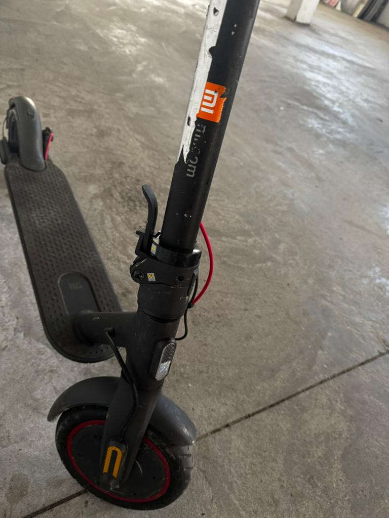 E step, Vélos & Vélomoteurs, Trottinettes, Enlèvement, Utilisé, Step électrique (E-scooter)