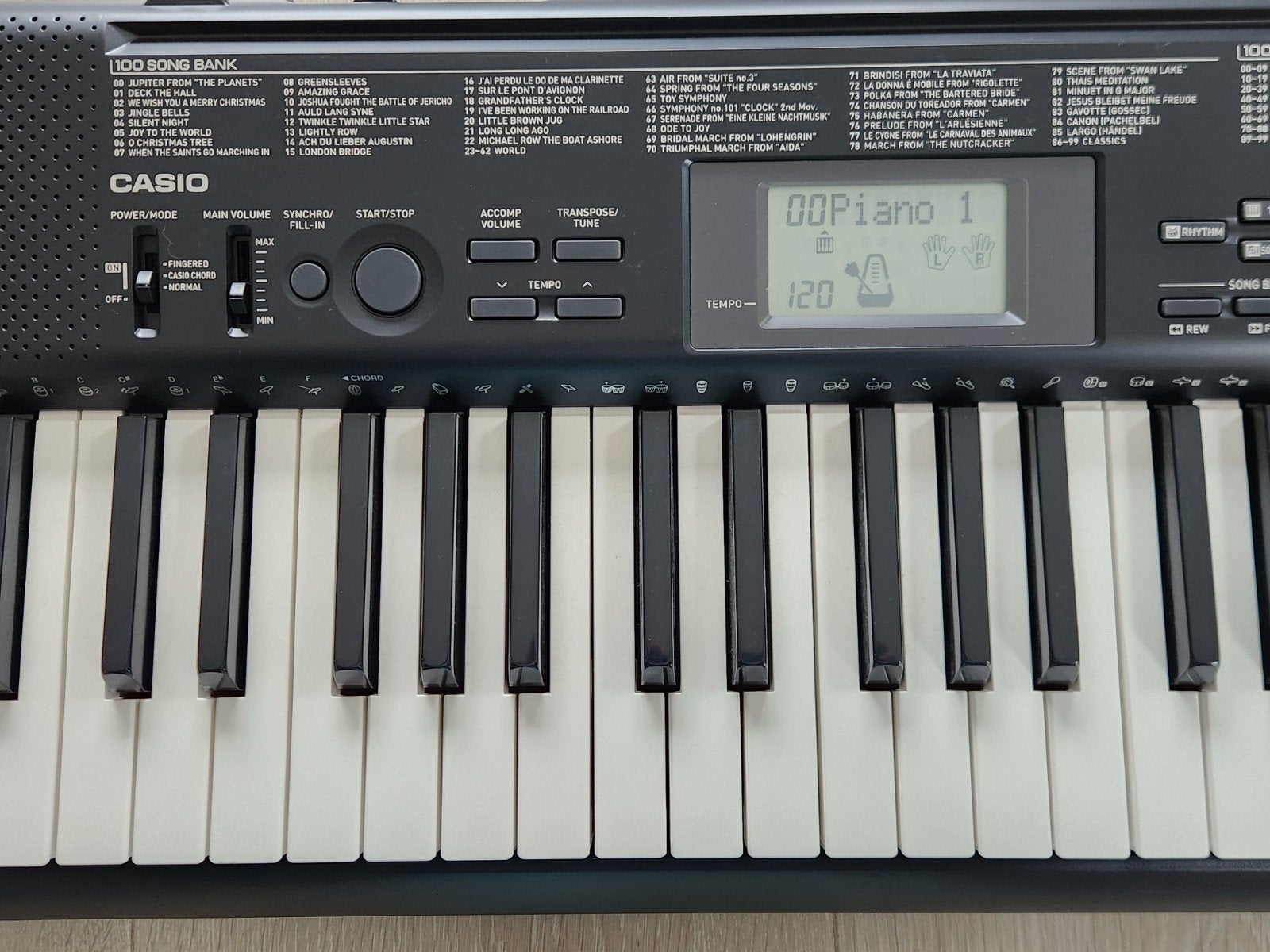 Keyboard 5 octaven Casio
Kwaliteit van bekend A-merk
Complee, Ophalen, 61 toetsen, Casio