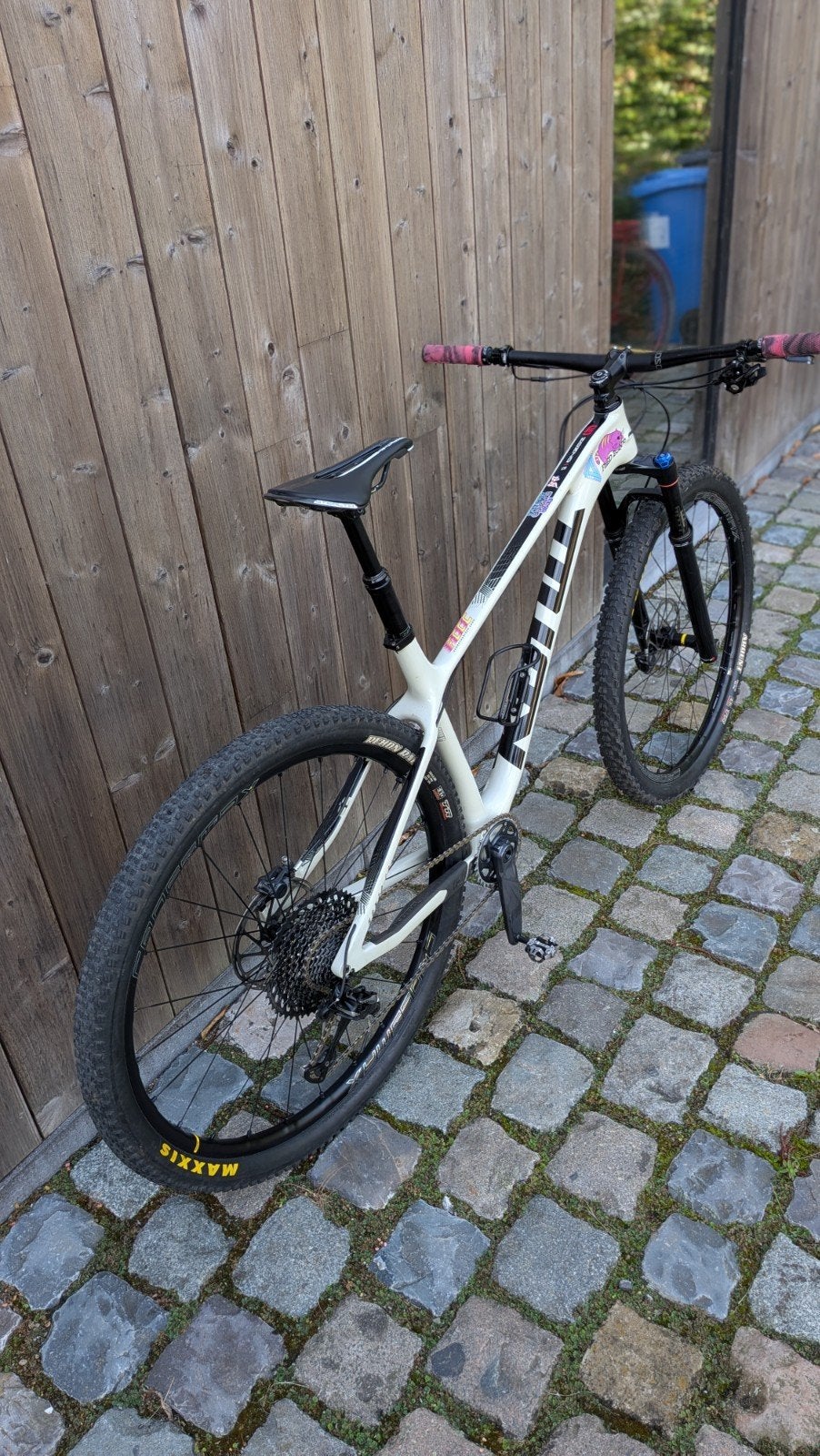 Kona Honzo cr Carbon, Large, VTT semi-rigide, Enlèvement