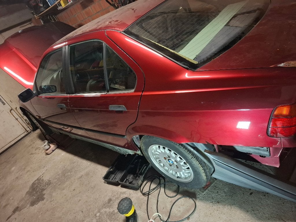 E36 320i onderdelen /drift / cros, Autos, Rouge, Achat, 5 portes, 6 cylindres
