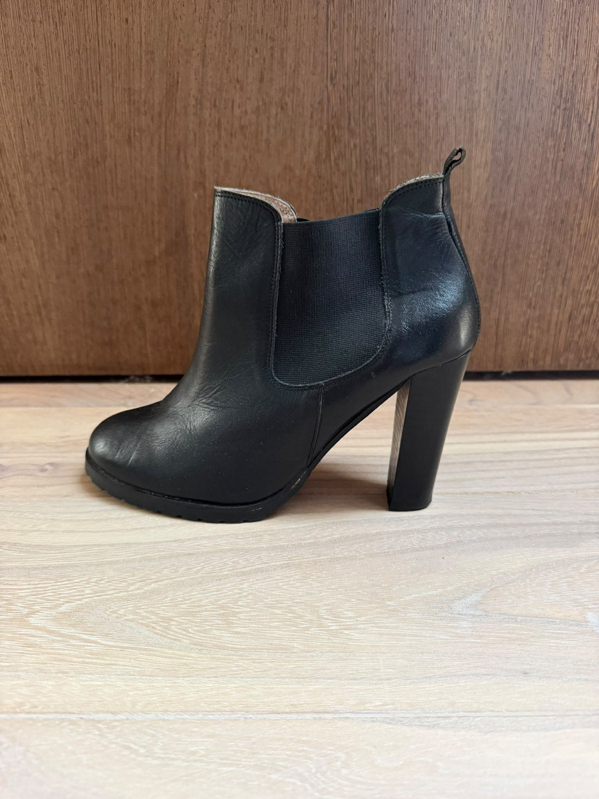 Mooie nieuwe laatsjes Anaki Paris 41, Kleding | Dames, Zwart, Lage of Enkellaarzen, Nieuw, Ophalen of Verzenden