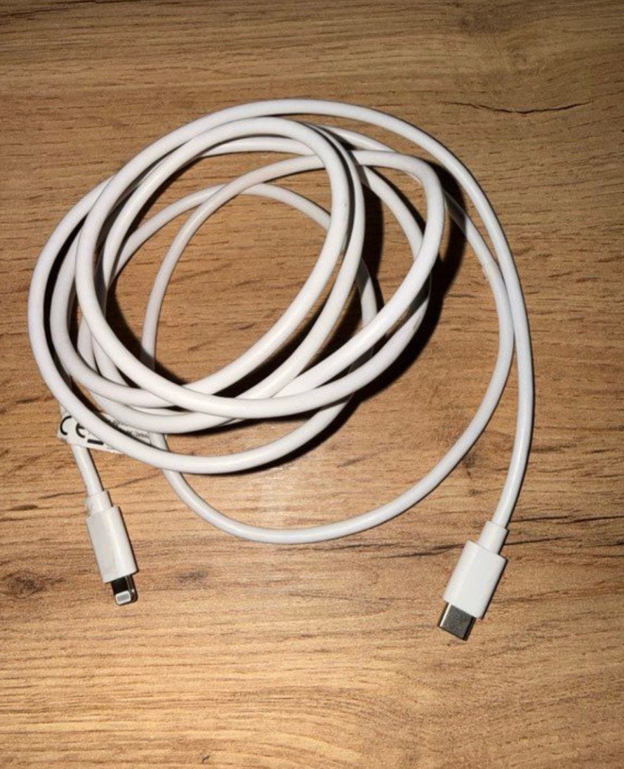 Uitstekende USB-C-naar-Lightning-laad- en datakabel., Ophalen, Zo goed als nieuw