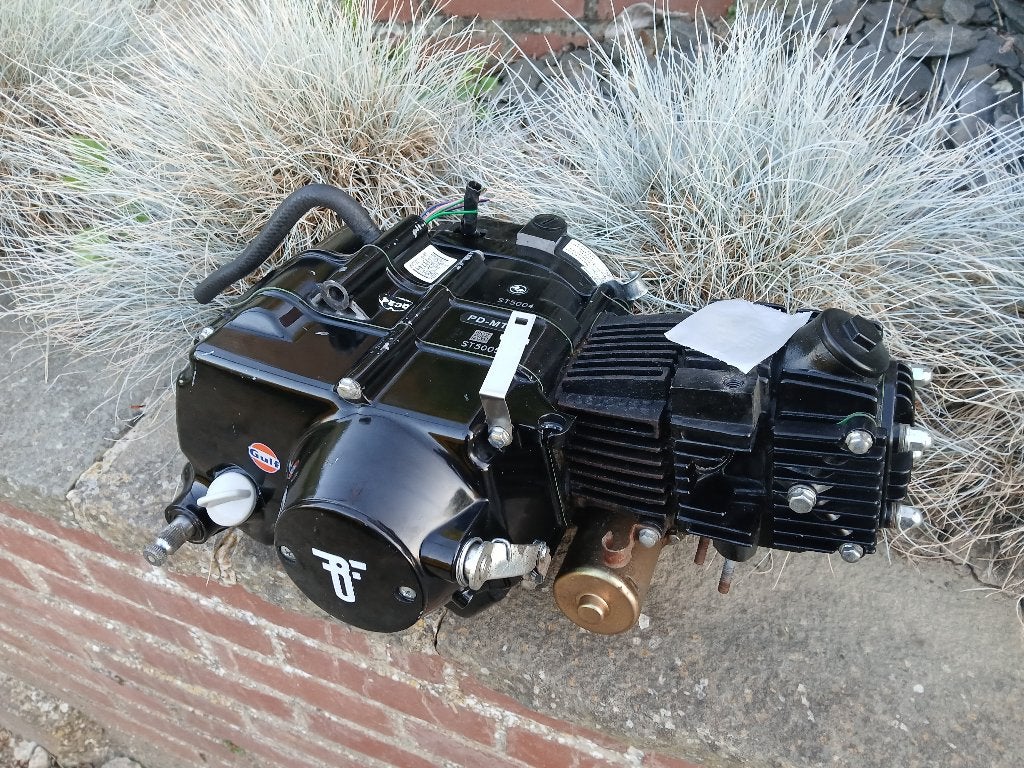 Moteur Dax 50cc, Vélos & Vélomoteurs, Cyclomoteurs | Honda, Autres modèles, 4 vitesses, Enlèvement ou Envoi, Comme neuf