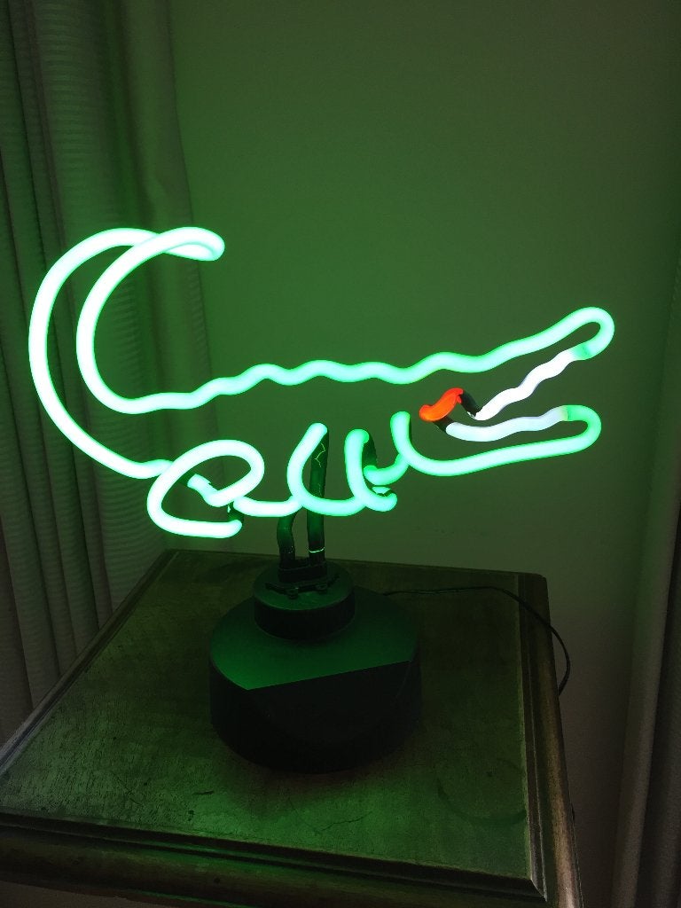 Lampe Lacoste, Enlèvement, Verre