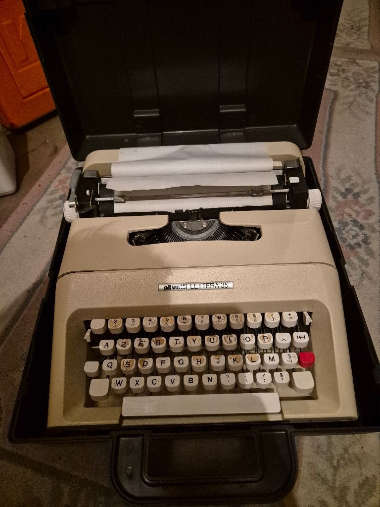olivetti lettera 35, Enlèvement ou Envoi, Utilisé