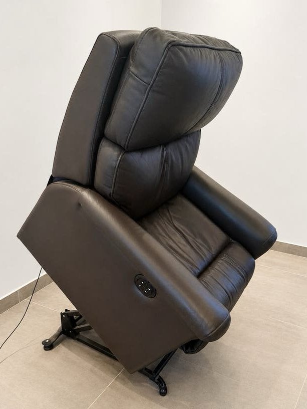 Relaxzetel elektrisch met sta op functie !, Huis en Inrichting, Ophalen, Leer