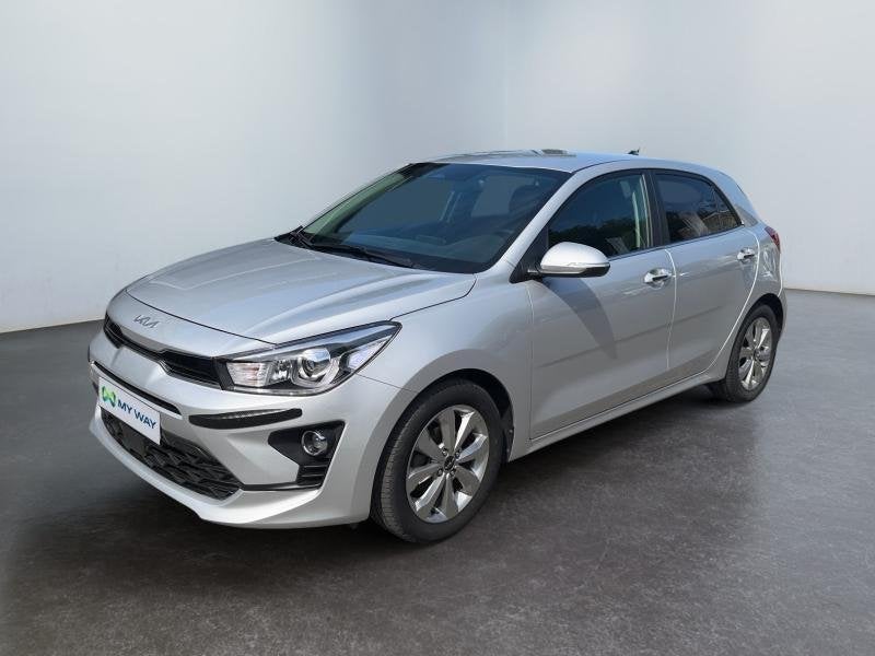 Kia Rio Rio | 1.2 essence 83 cv | GPS | Camera | Clim | CarP, Parkeersensor, Bedrijf, Handgeschakeld, 5 deurs