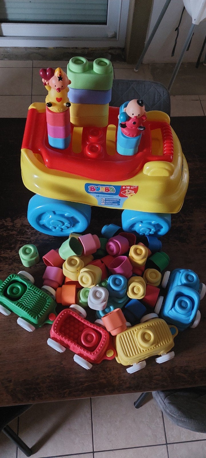 Bumba auto met blokken, Ophalen, 6 maanden tot 2 jaar