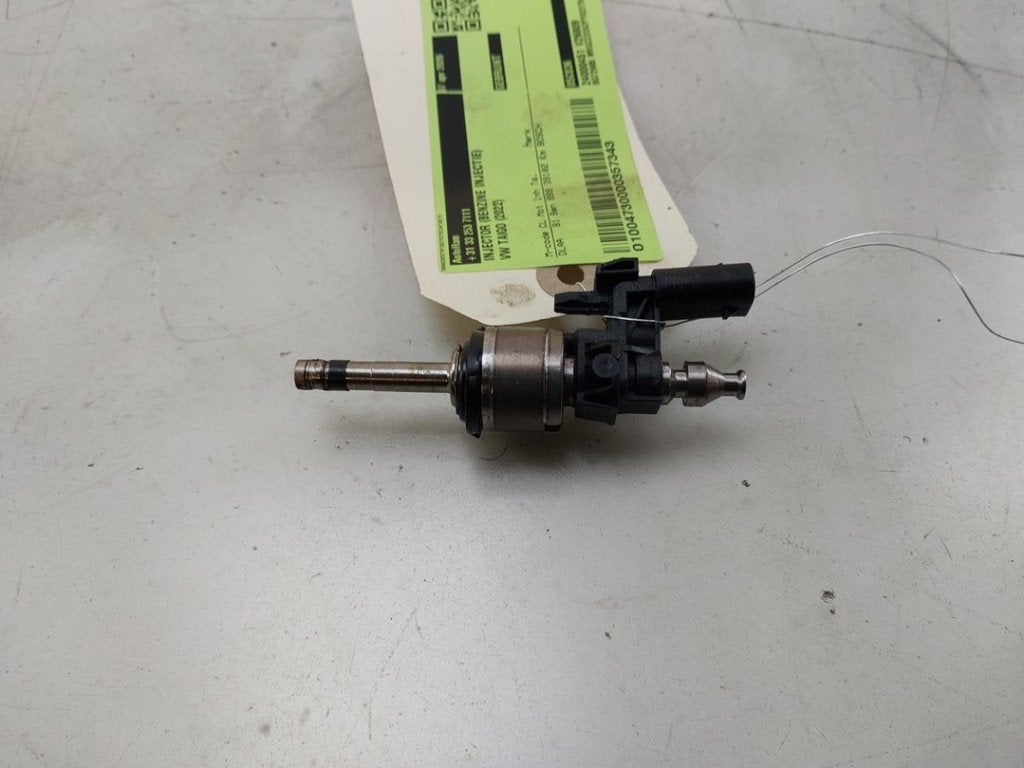 INJECTOR BRANDSTOF Volkswagen Taigo (|05C906036|05C036|), Robert Bosch AG, Gebruikt, Volkswagen, Robert-Bosch-Allee 1
74232  Abstatt, DE