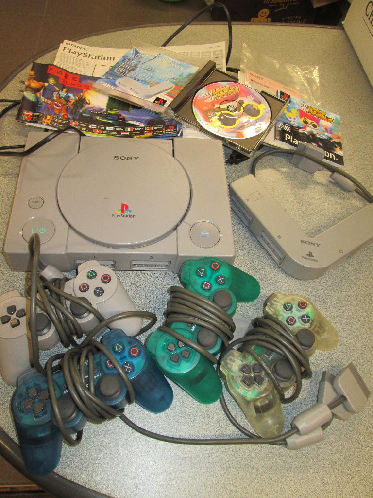 Play station, Ophalen, Zo goed als nieuw