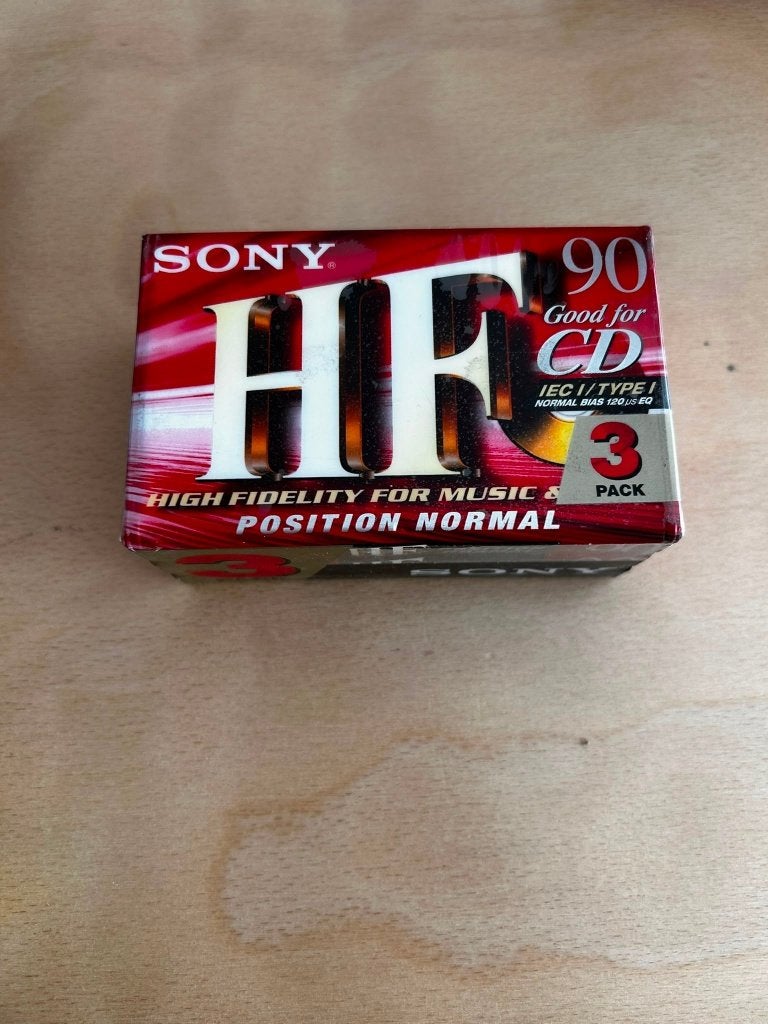 Lot de 26 cassette audio vierges Type I, Enlèvement ou Envoi, 26 cassettes audio ou plus, Avec boîte de rangement, étagère ou coffret