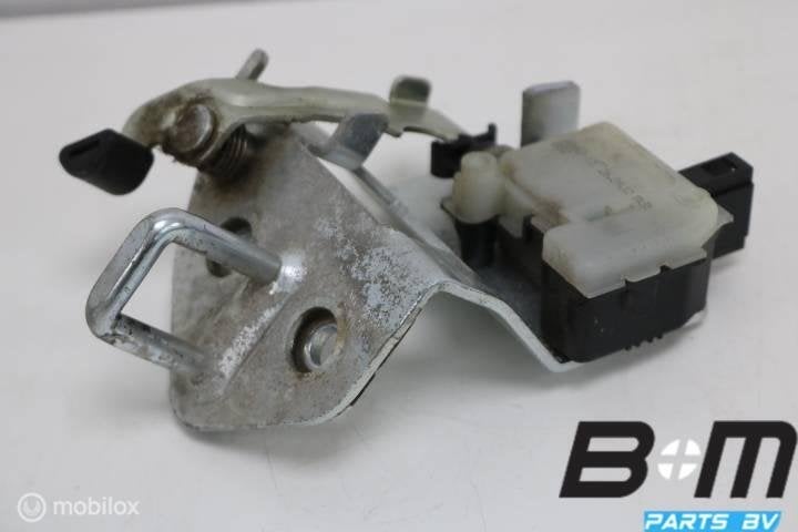 Blokkkeergreep achterklep Skoda Octavia 2 FL 1Z9827511C, Utilisé