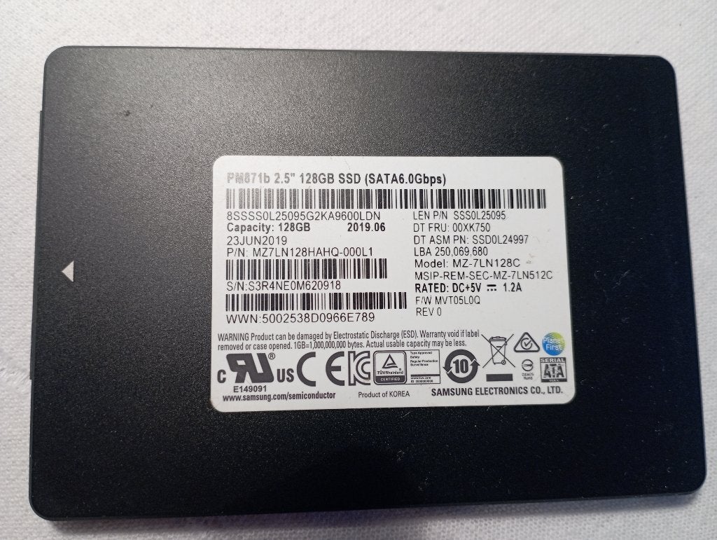 SSD SATA 128 Go 6,0 Gbit/s PM871b 2,5 pouces Samsung, 128GB, Interne, Comme neuf, Enlèvement