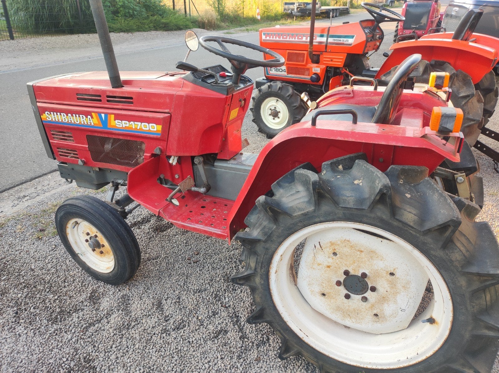 Mini Tractor, Ophalen