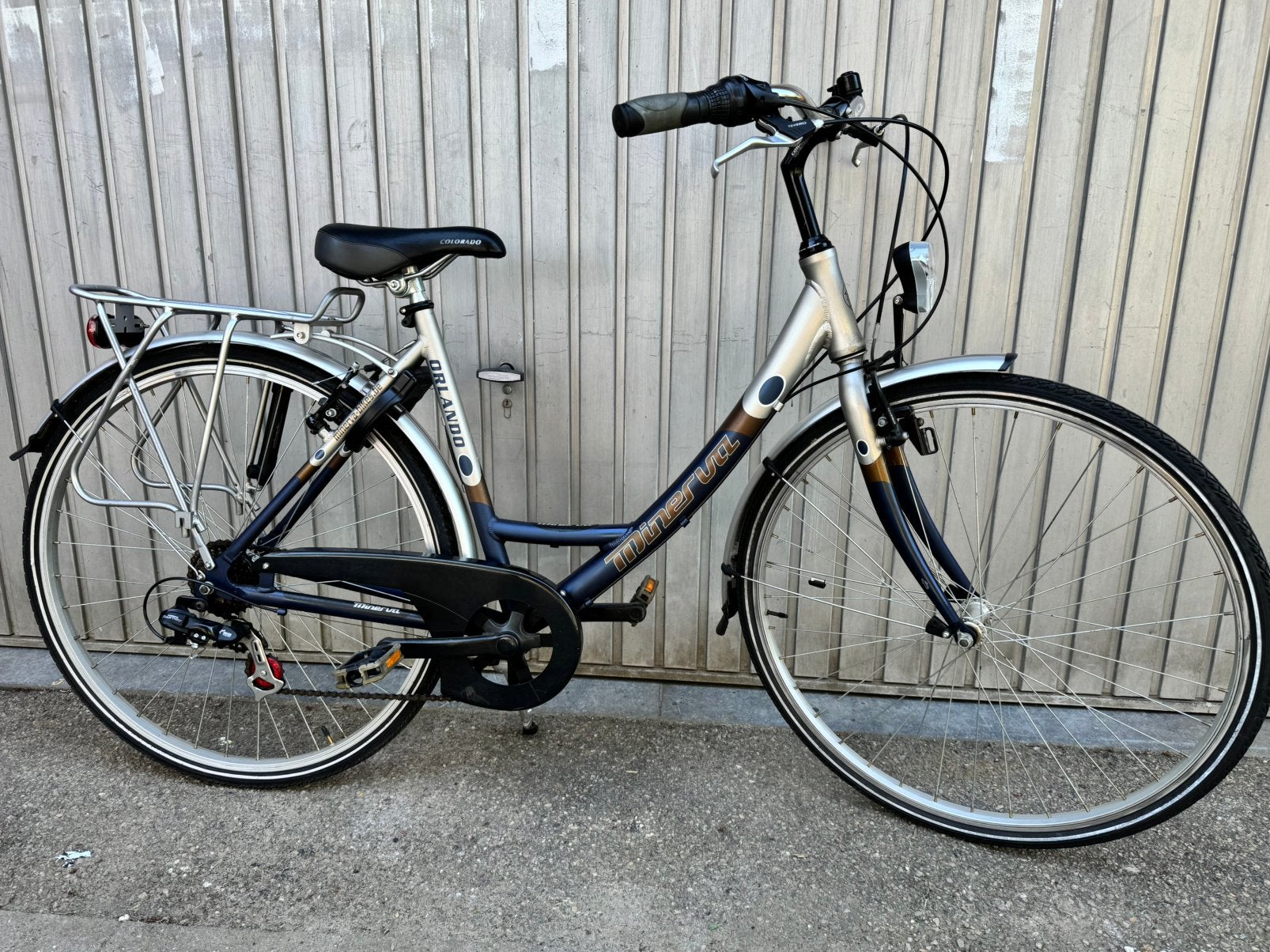 Minerva Orlando klienframe damesfiets 28 inch, Vélos & Vélomoteurs, Frein sur jante, 26 pouces ou plus, Frein à main, Comme neuf