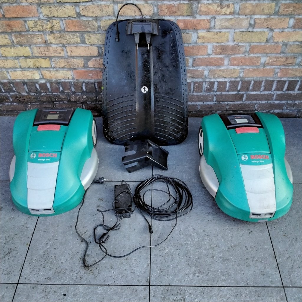Robotmaaier Indego 800, Ophalen, Gebruikt, Minder dan 20 cm, Bosch
