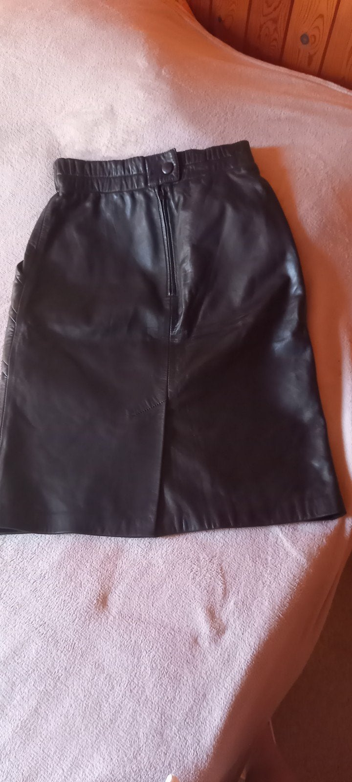 jupe en cuir, Taille 36 (S), Comme neuf, Enlèvement, Longueur genou