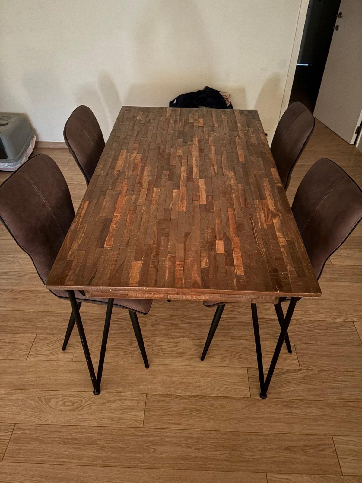Table et 4 chaises, Enlèvement ou Envoi, Comme neuf