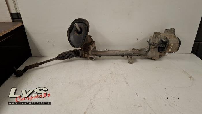 Boîtier de direction assistée d'un Ford Kuga, -, 3 mois de garantie, -, -