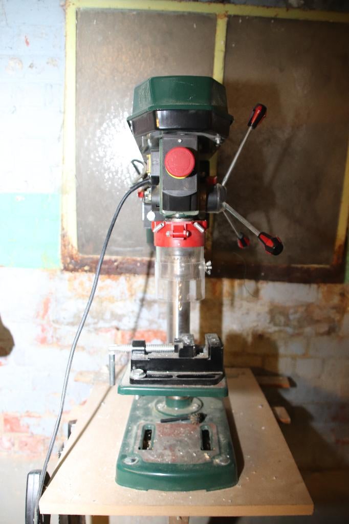 kolomboormachine, Enlèvement, Foreuse sur colonne