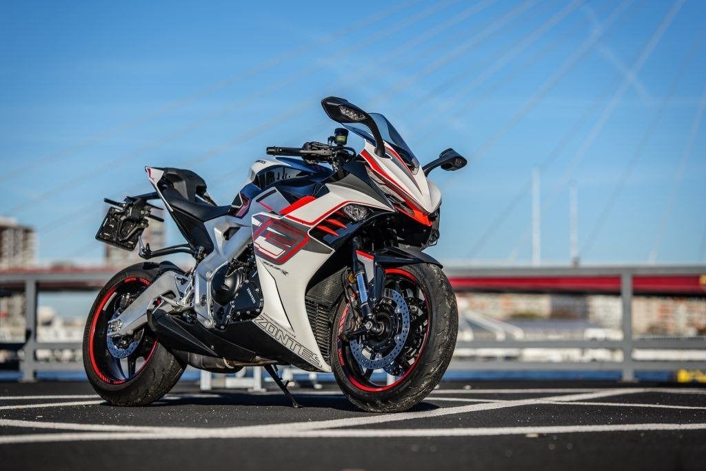 Zontes 703RR — Supersport, Nieuw, 3 cilinders, Particulier, Meer dan 35 kW