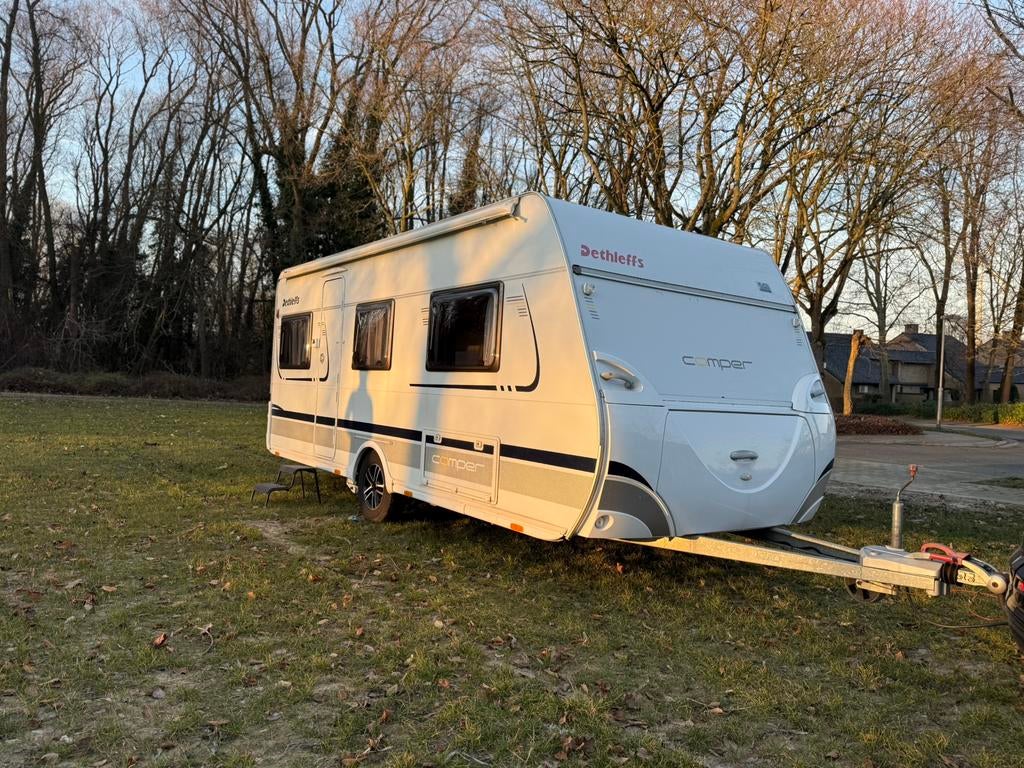 TE HUUR: Caravan voor 4p - volledig ingericht, Caravans en Kamperen, Caravans, Vast bed, Dethleffs, Overige, Airco