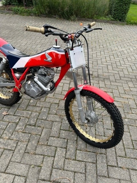 honda tlr 200, Enlèvement, 1 cylindre, Jusqu'à 11 kW