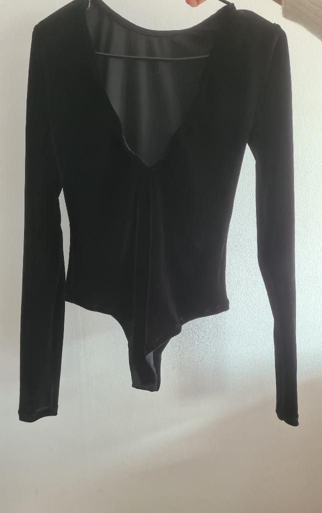 Body noir en velours italien S-M FAIT MAIN ! NOUVEAU !, Envoi, Noir, Body ou Corset