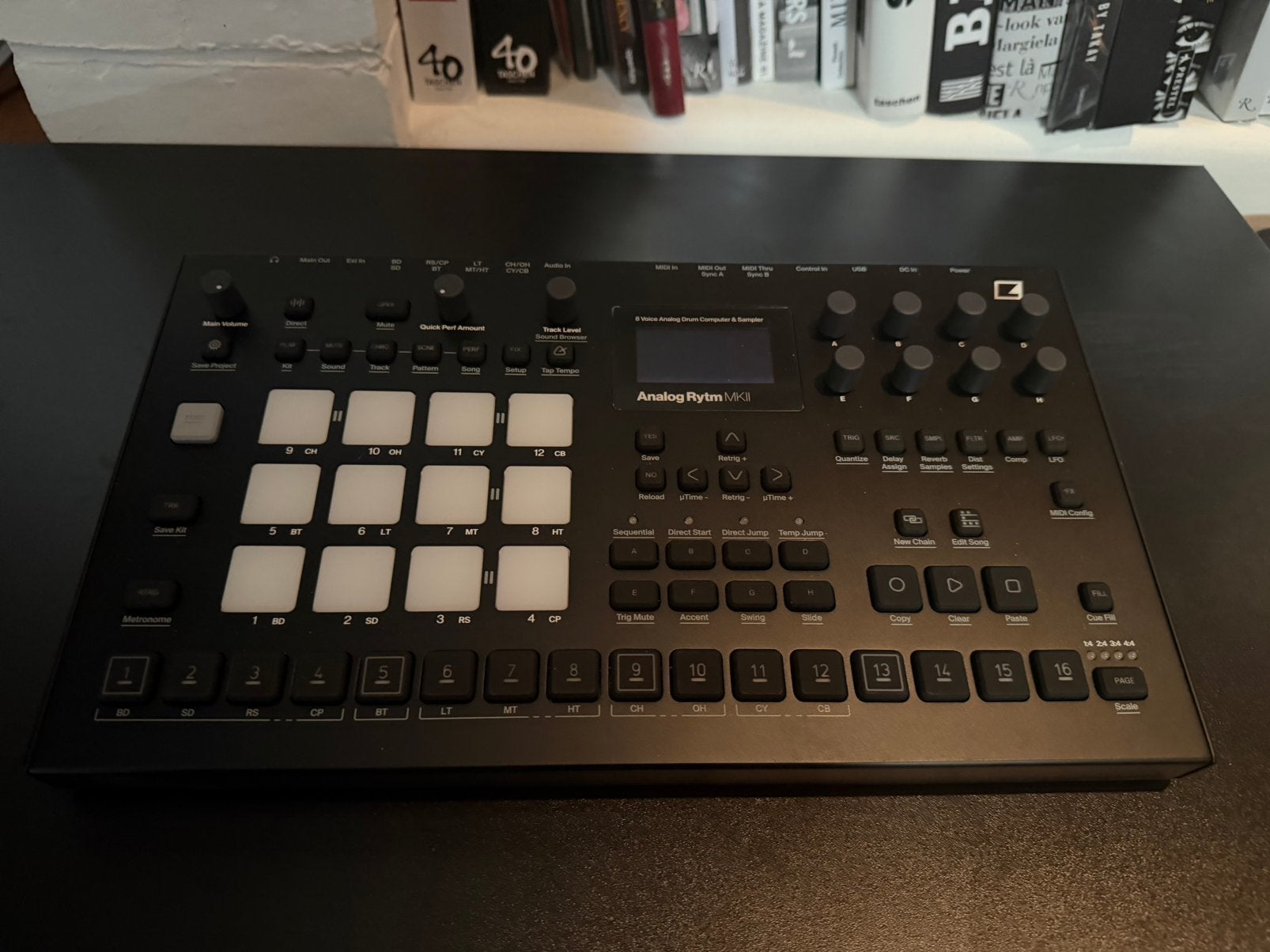 Elektron Analog Rytm MKII - Black + Decksaver, Musique & Instruments, Batteries électroniques, Enlèvement ou Envoi, Comme neuf