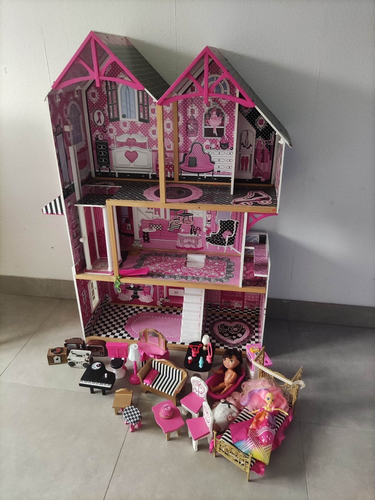 Houten Poppenhuis voor een kleine prijsje, Kinderen en Baby's, Ophalen, Gebruikt, Poppenhuis