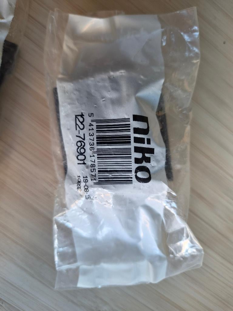 Niko - blindplaat, Ophalen, Nieuw, Schakelaar