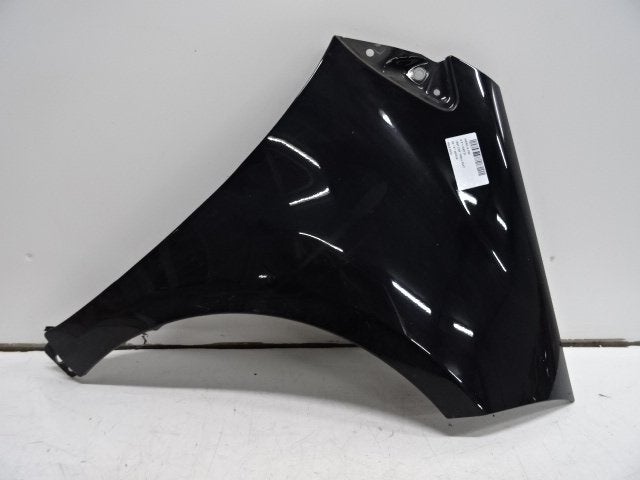 SPATBORD RECHTS VOOR Mercedes-Benz A (W169), Gebruikt, Mercedes-Benz, Mevr. I. Hauben, Spatbord