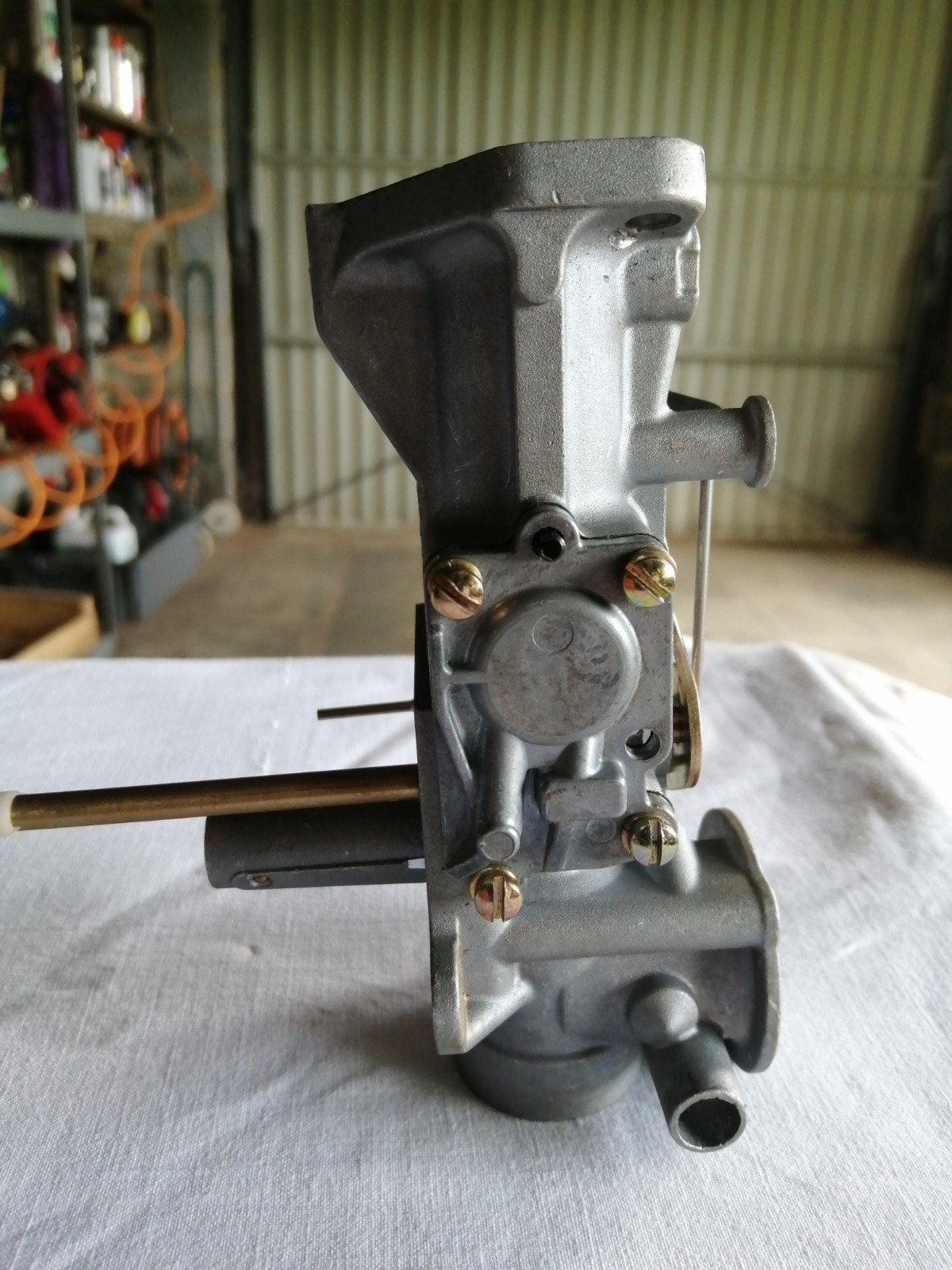 Nieuwe carburateur voor een Briggs 5 pk