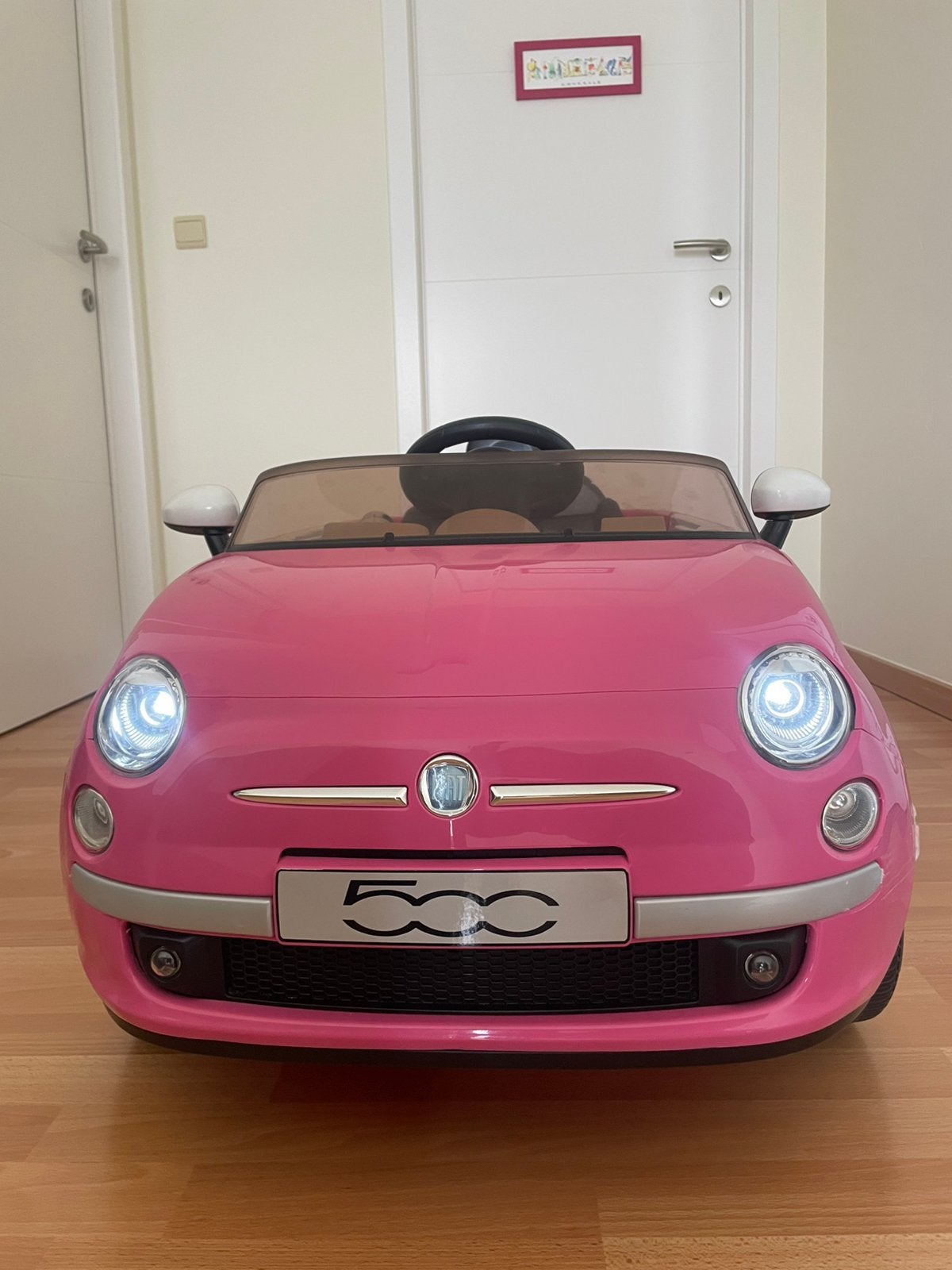 Roze fiat 500, Kinderen en Baby's, Speelgoed | Buiten | Voertuigen en Loopfietsen, Ophalen, Zo goed als nieuw