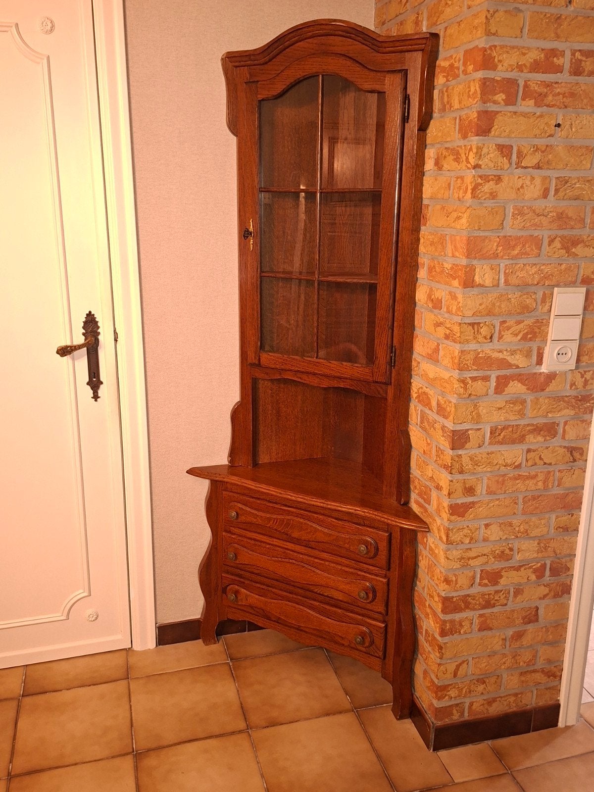 hoekkast, Huis en Inrichting, Kasten | Vitrinekasten, Ophalen