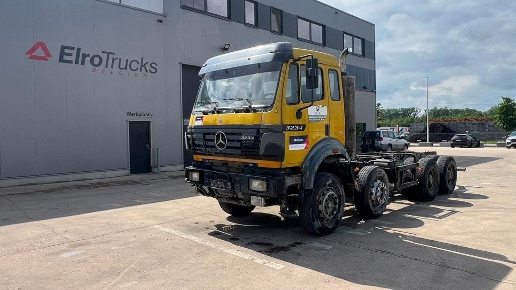 Mercedes-Benz SK 3234 (V6 / BOITE MANUELLE / LAMES / BIG AXL, Autos, Camions, Euro 2, Achat, Entreprise, Boîte manuelle