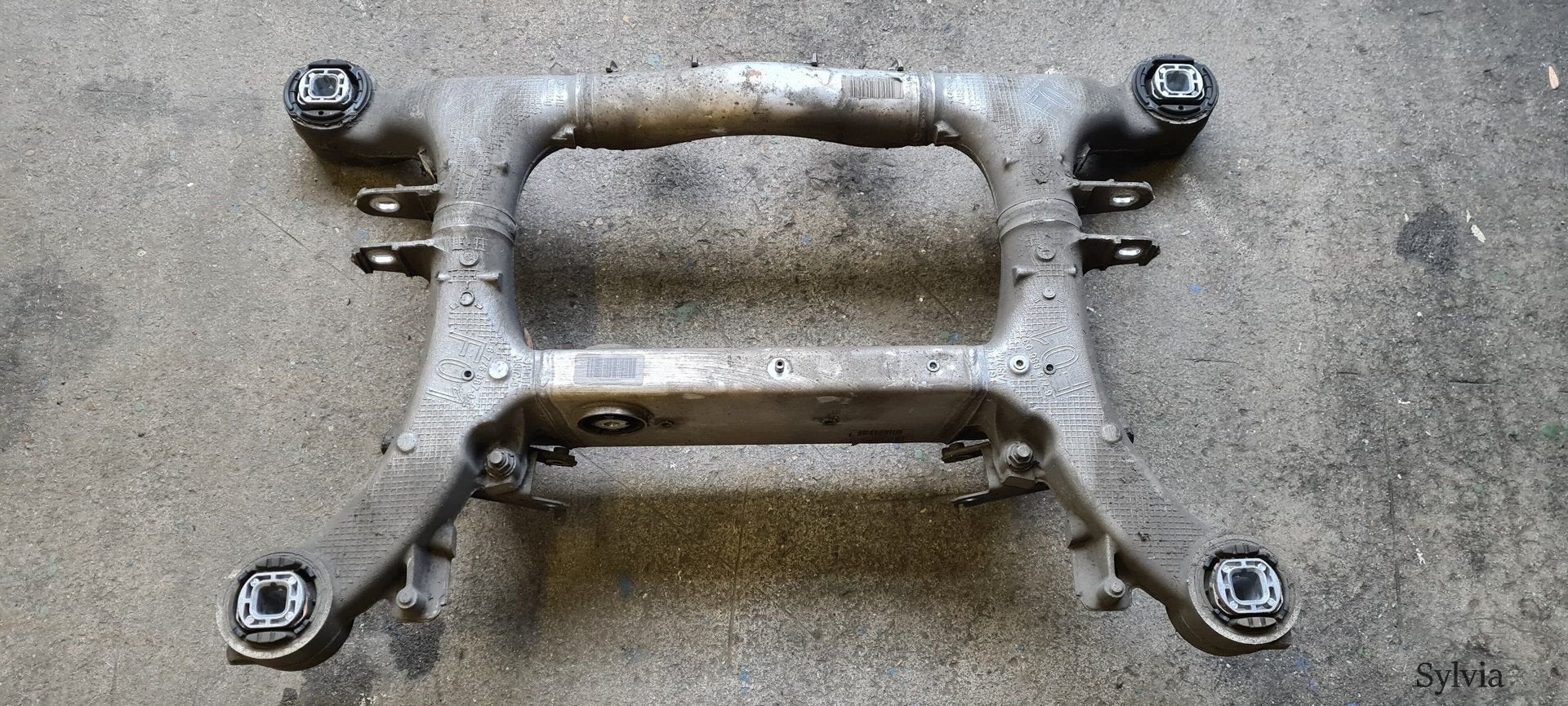 Achteras subframe Achterasdrager BMW 7-serie F01 F02 6859748, Gebruikt, -, -, Ophalen of Verzenden