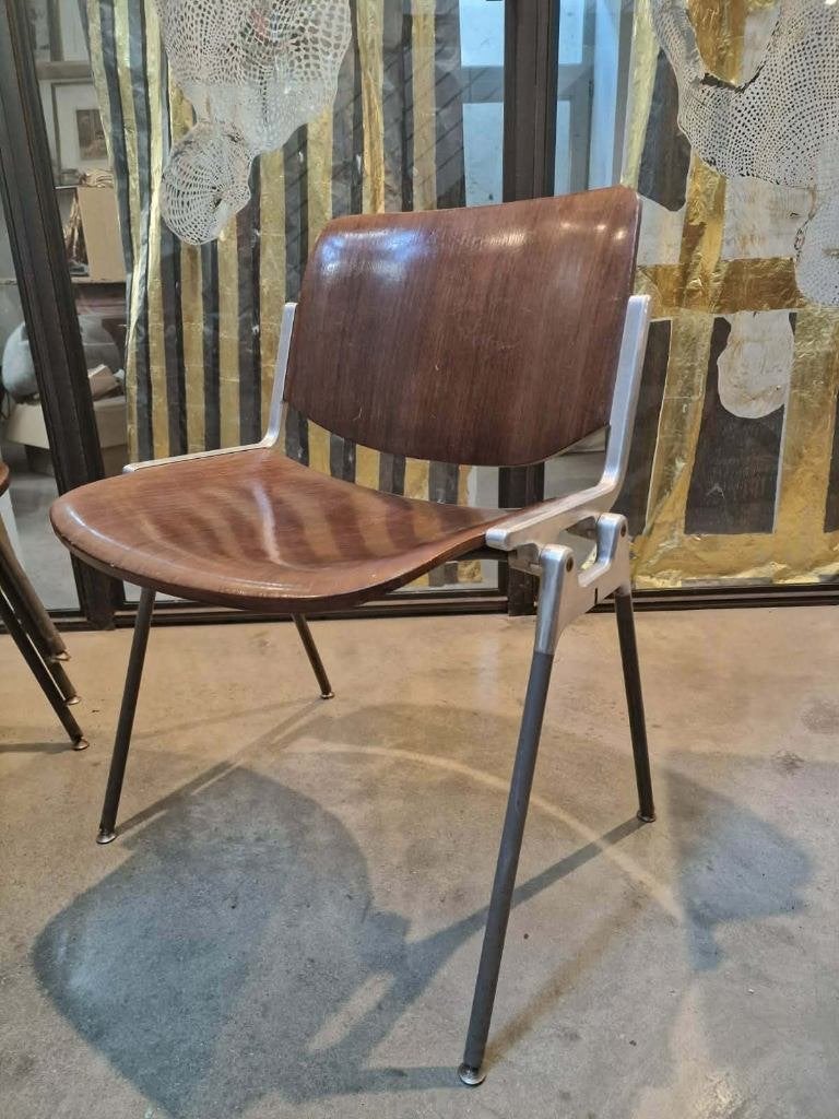4 vintage Castelli stoelen, Ophalen, Style moderniste italien années 60, Gebruikt, Bruin
