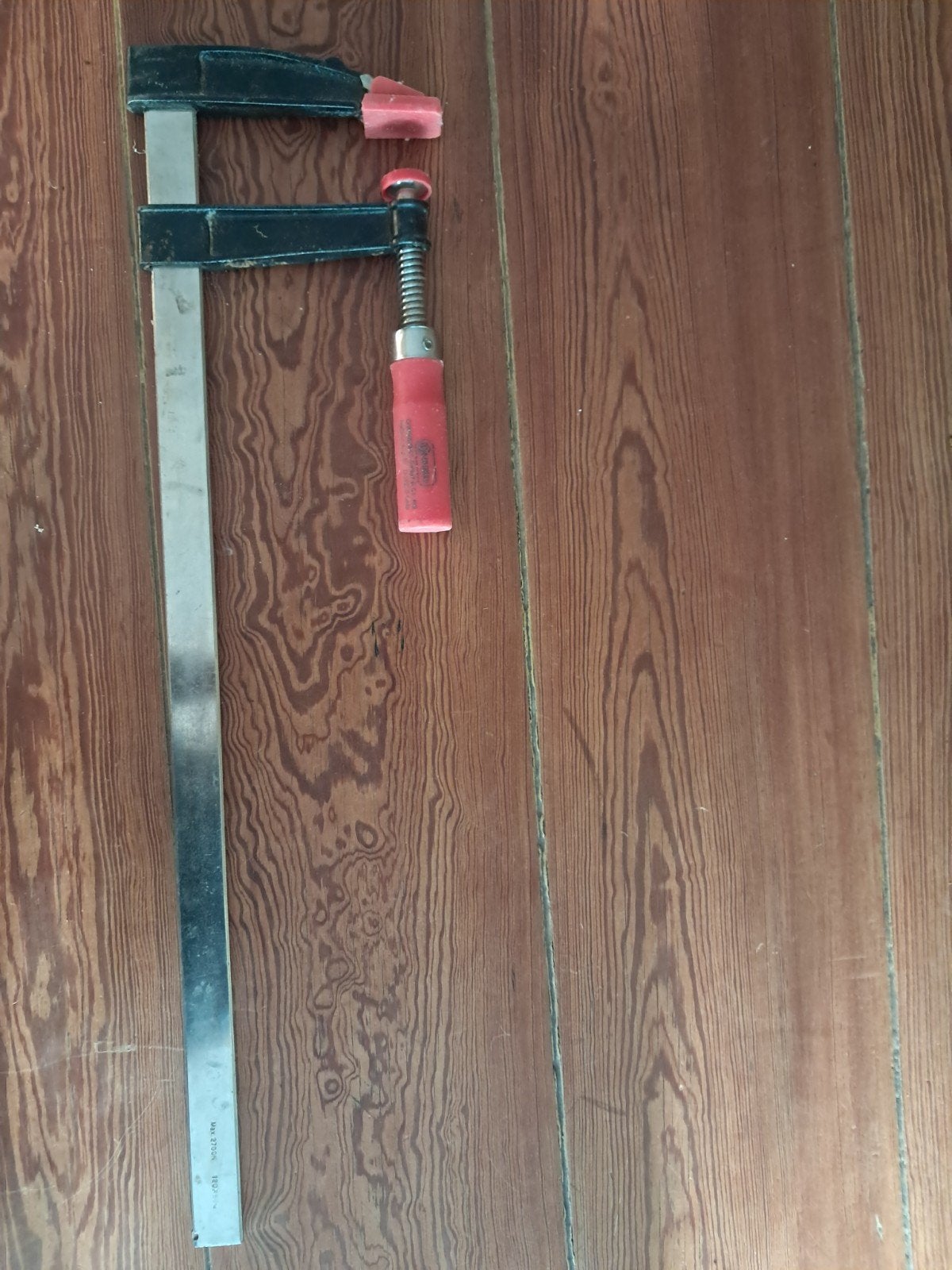 1 lijmklem tot 59 cm., Ophalen, Gebruikt, Klem