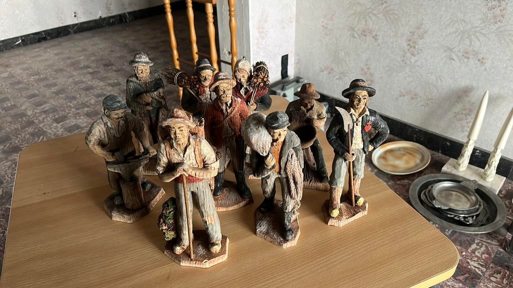 Santons de Provence, Enlèvement, Comme neuf