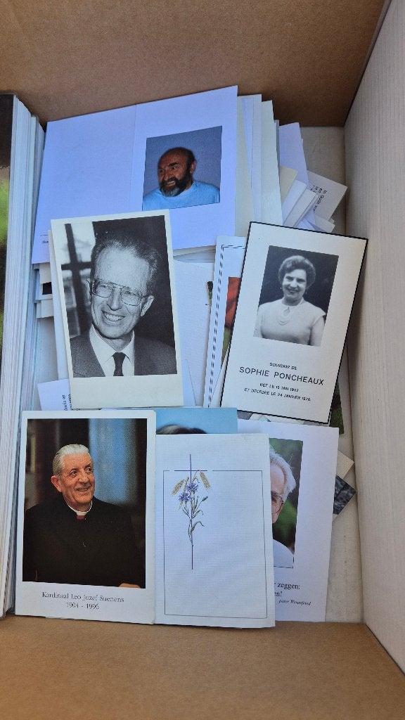 Oude Doodsprentjes, Ophalen, Bidprentje